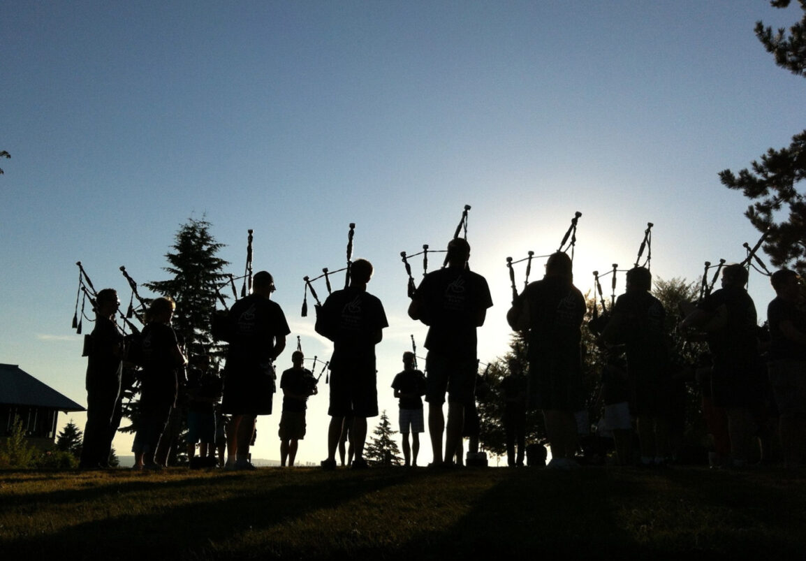 InTune Mic Wireless Clipon Instrument Microphone for Smartphones